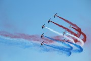 探尋機場的黃金時刻——飛機流量網(wǎng)站詳解，揭秘黃金時刻，分析影響航班繁忙程度的關鍵因素