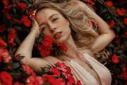 庶女有毒游戲是一款備受矚目的女性角色扮演游戲。在游戲中，玩家將扮演一名庶女，通過一系列的事件和挑戰(zhàn)來一步步提升自己的能力和地位。，庶女有毒，女強(qiáng)人的崛起之路