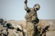 自由、榮譽(yù)與青春——揭秘當(dāng)兵游戲的江湖之秘，體驗軍人生活，當(dāng)兵游戲的秘密江湖探索