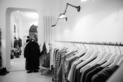 免費試玩的服裝游戲，為你的衣柜增添新的魅力，2023年最新服裝游戲推薦，讓您的衣柜煥發(fā)生機