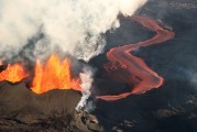 夢中驚現(xiàn)火山噴發(fā)，夢中驚現(xiàn)火山噴發(fā)的恐怖景象