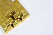llg黃金的交易情況如何？交易過程中需要注意什么？