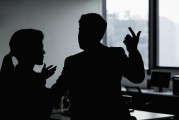 調(diào)查顯示韓國四成舉報(bào)職場(chǎng)欺凌的員工遭遇報(bào)復(fù)