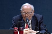 60年！巴菲特宣布年末交棒，全場起立掌聲久久不息