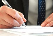 如何評估徽商期貨的？這種評估如何影響選擇？
