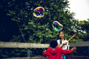 孩子的夢境之旅，夢到媽媽離世的心靈探索，孩子的心靈探索，夢境中的媽媽離世之旅