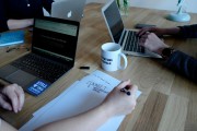 合伙企業(yè)怎么注冊，怎樣在合伙企業(yè)中注冊？步驟和需要的文件