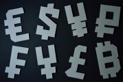 國際金融協(xié)會預計熊貓債將繼續(xù)大幅增長，其余額已超日本武士債