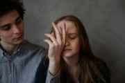 夢魘之影，當(dāng)夢境與自殺交織，夢魘之影，夢境與自殺的交織之謎