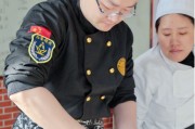 從QS百強(qiáng)名校到裱花臺：新時(shí)代人才發(fā)展的多元路徑選擇