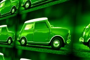 新能源車(chē)股多數(shù)下跌 小鵬汽車(chē)逆市漲超4%