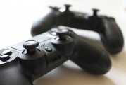 PS4港服7月免費游戲大全，港服7月，3款免費大作，讓你的PS4滿載而歸！