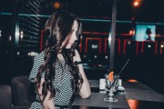 夢中的裸露之謎，我為何夢見自己沒衣服穿？