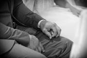 老婆夢到老公出車禍的心理解析與應(yīng)對策略，老婆夢到老公出車禍的心理解析與應(yīng)對策略