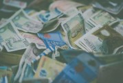 法國使用的貨幣及其在全球經(jīng)濟中的地位是什么？這種貨幣如何影響國際貿(mào)易和投資？