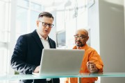 網站SEO培訓中心，助力企業(yè)提升網站優(yōu)化效果，搶占互聯網市場先機，SEO培訓助力企業(yè)，搶占互聯網市場，優(yōu)化網站效益新篇章