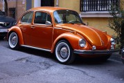 長(zhǎng)城汽車(601633)：海外銷量突破4萬輛連續(xù)創(chuàng)新高 國內(nèi)銷量環(huán)比微增