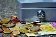 紙黃金網(wǎng)提供的黃金投資價值圖如何？這種投資價值對投資者有何參考價值？