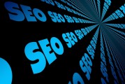 SEO（搜索引擎優(yōu)化）是一個復(fù)雜的過程，需要精心的規(guī)劃和實施。它涉及到網(wǎng)頁設(shè)計、內(nèi)容創(chuàng)作、關(guān)鍵詞選擇等多個方面。本文將詳細介紹如何進行有效的SEO，希望對你有所幫助。，5步教你有效進行SEO，策略、內(nèi)容與關(guān)鍵詞