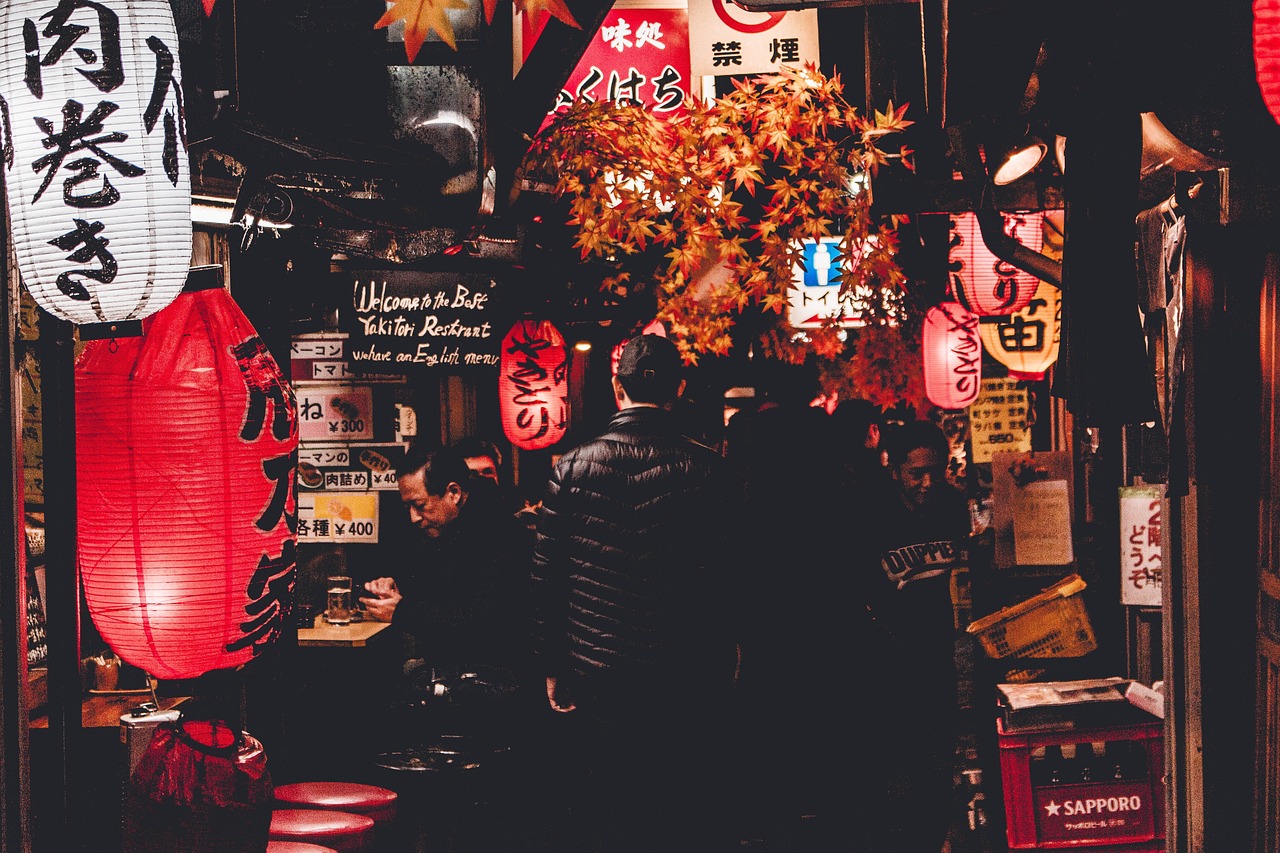 坦克大戰(zhàn)是一款受歡迎的免費(fèi)坦克戰(zhàn)斗游戲。這款游戲在視覺效果、操作性、策略性等方面都做得非常好，贏得了廣大玩家的喜愛。