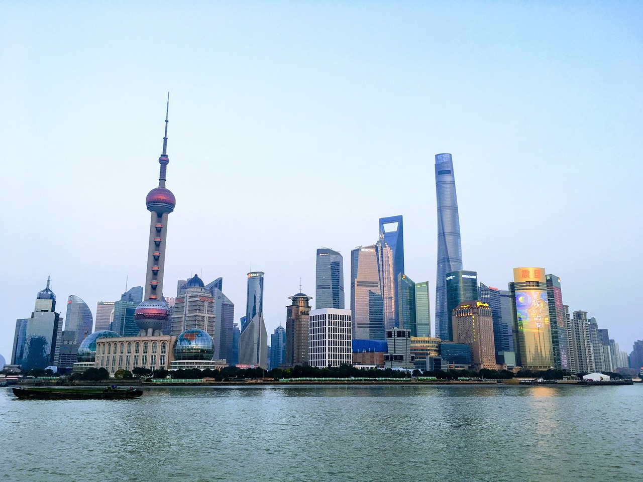 上海市優(yōu)化網(wǎng)站關(guān)鍵詞策略，以提升品牌知名度為目標(biāo)