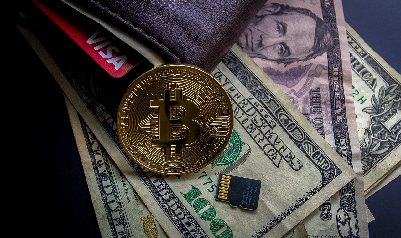 多只“迷你”貨幣ETF漲停！業(yè)內(nèi)提示炒作風(fēng)險(xiǎn)