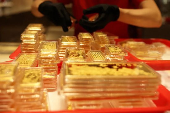 金價(jià)突破2800美元，金礦股有多賺錢(qián)？