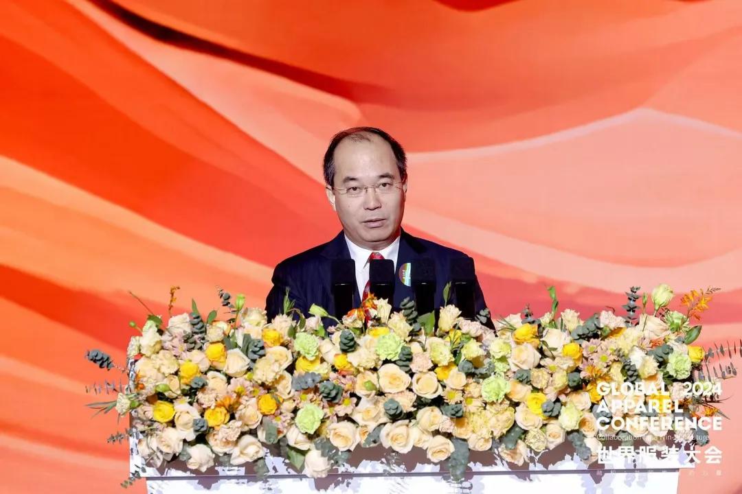 “融和”20個(gè)國(guó)家和地區(qū)服裝精英，2024世界服裝大會(huì)在東莞虎門(mén)開(kāi)幕！