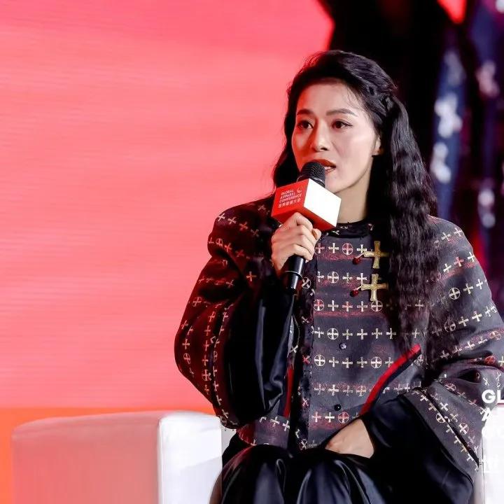 “融和”20個(gè)國(guó)家和地區(qū)服裝精英，2024世界服裝大會(huì)在東莞虎門(mén)開(kāi)幕！