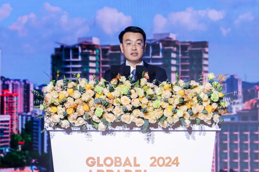 “融和”20個(gè)國(guó)家和地區(qū)服裝精英，2024世界服裝大會(huì)在東莞虎門(mén)開(kāi)幕！