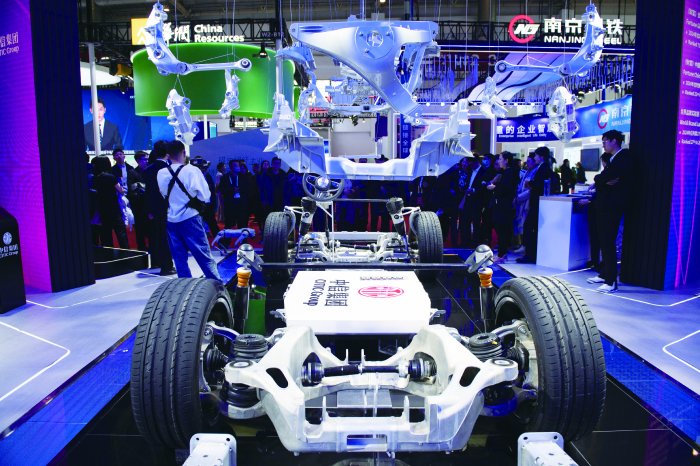 智能化、品牌化、低碳化 汽車業(yè)以“鏈”為媒謀轉(zhuǎn)型