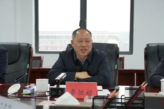 攜手打造政校企科技創(chuàng)新平臺(tái)！貴州理工學(xué)院與六盤(pán)水市政府簽署合作協(xié)議