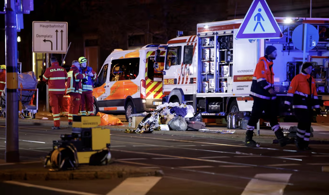 德國汽車沖撞人群事件已致數(shù)十人死傷，美官員：白宮正密切關(guān)注