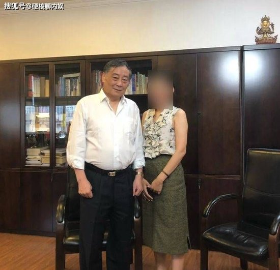 曝宗慶后3個私生子近況：女兒讀娃哈哈大學(xué)，兒子康奈爾大學(xué)畢業(yè)