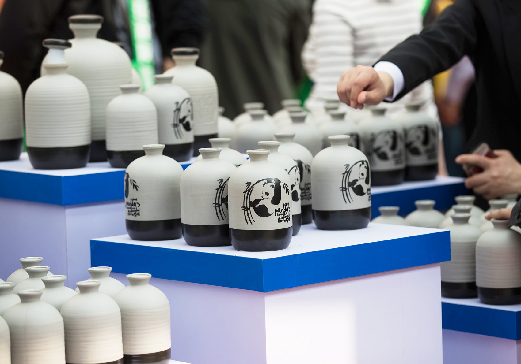 金種子酒等白酒股周跌超3%，白酒指數(shù)未能實現(xiàn)周線7連陽